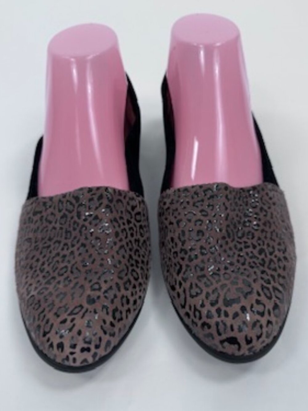 Aerosoles Leopard Print Flats Size 9.5 Slip On Comfort Shoes